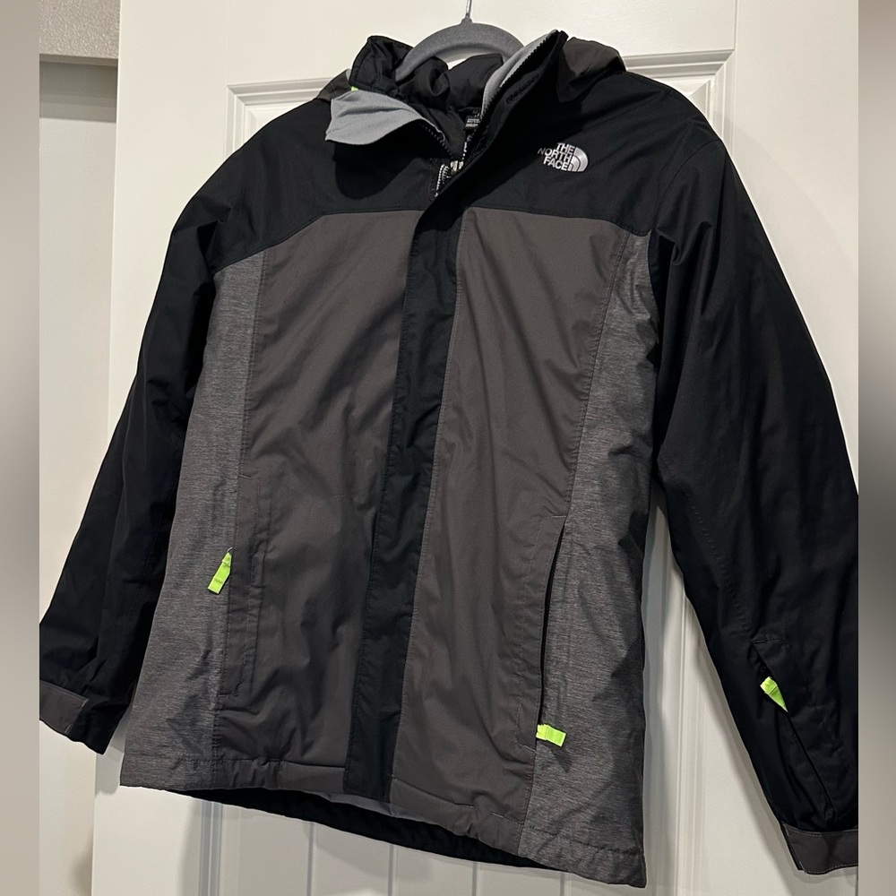 The North Face Kids/Boys Charcoal & Black
Puffer Ski/Waterproof Jacket Sz XL